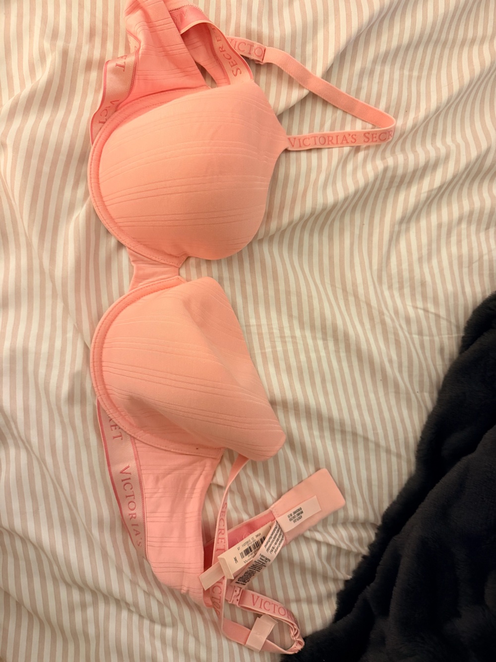 Victoria's Secret Pink bra new tshirt lightly lined